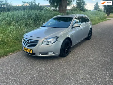 Opel Insignia Sports Tourer 2.0 T Sport Automaat Cruise Airco Navi Achteruitrij Camera Pdc Voor En A