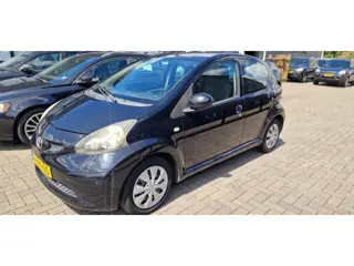 Toyota Aygo 1.0-12V 5 Deurs Airco !!!!