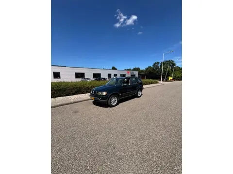 BMW X5 3.0i EXECUTIVE PRIJS IS ZO MEENEMEN / RAMMEL AUTOMATENBAK