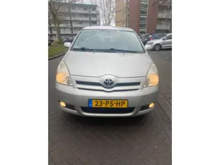 Toyota Corolla Verso 1.8 VVT-i Sol