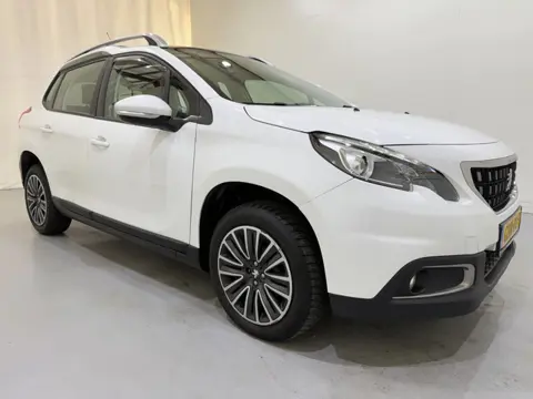Peugeot 2008 1.2 PureTech 110 Allure (bj 2017)