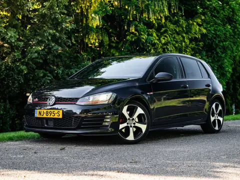 Volkswagen Golf 2.0 TSI GTI