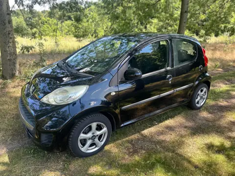 Peugeot 107 1.0-12V XS apk t/m 25-03-2027