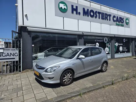 Hyundai i30 1.6i i-Motion Business Parkeercamera Airco* 5 Deurs *Blue tec Bj.2010 Flatscreen