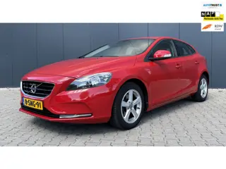 Volvo V40 1.6 T3 Kinetic Airco Cruise PDC Navi Trekhaak APK NAP