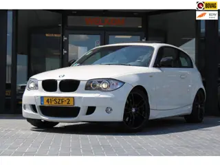 BMW 1-serie 120i, M-sport, Schuifkanteldak, Leder, Parkeersensoren, Cruise Control, Climate Control,