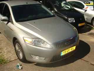 Ford Mondeo 2.0-16V Titanium