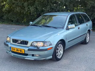 Volvo V40 1.8 Airco! Automaat! 158DKM! NAP! APK 10-26!