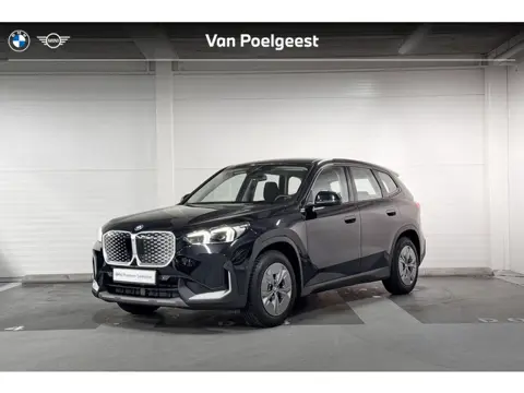 BMW iX1 xDrive30 | Comfort Access | Achteruitrijcamera |