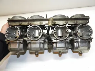 CARBURATEURSET Suzuki GSX 1100 1980 - 1982