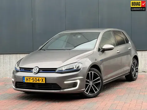 Volkswagen Golf 1.4 TSI GTE * Navi * Cruise * Led * Nette Auto * PDC * Goed Onderhouden *