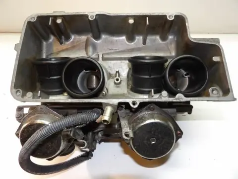 CARBURATEURSET Honda VF 700 750 C Magna 1983 - 1985