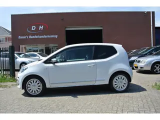 Volkswagen Up! 1.0 high up! nieuwe apk inruil mogelijk