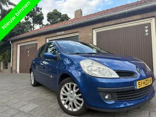Renault Clio 1.2-16V Collection Cruise Clima Parksensoren