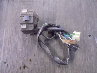 STUURSCHAKELAAR LINKS Honda VF 700 750 C Magna 1983 - 1985