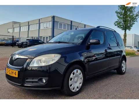 Skoda Roomster 1.4-16V Style AIRCO CRUISE TREKHAAK 2 X SLEUTELS