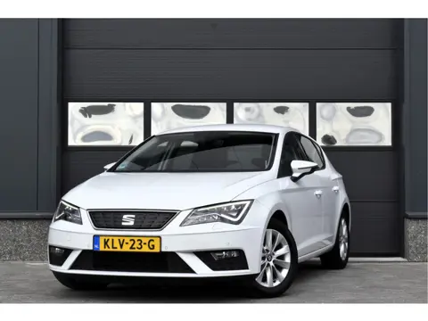 SEAT Leon 1.0 EcoTSI Style Business Intense Carplay - Beats - Cruise - Clima