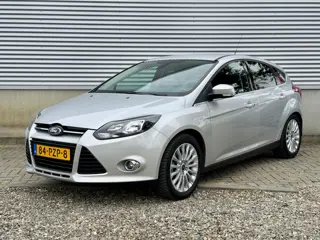 Ford Focus 1.6 TI-VCT Titanium [ ecc,cruise,17``lmv ]