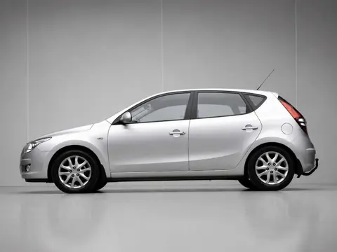 Hyundai I30 2.0i i-Catcher Sport (AIRCO,CLIMATE,CRUISE,ELEKTRISCH PAKKET,LED,SPORTSTOELEN,LM VELGEN,