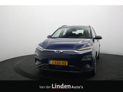 Hyundai KONA EV Comfort 64 kWh 3- Fase SOH 96,6% | Warmtepomp | Trekhaak | Camera | Navigatie