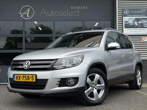 Volkswagen Tiguan 1.4 TSI Style DSG | Pano | Camera