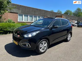 Hyundai Ix35 2.0i 4WD Business Edition Panodak Trekhaak Navi Cam Boekjes N.A.P