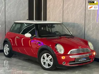 Mini 3-Deurs 1.6 Cooper Pepper |Cruise|Trekhaak|Stuurbed|Radio|Boekjes