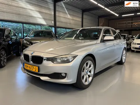 BMW 3-serie 316d Executive Automaat l Navi l Cruise