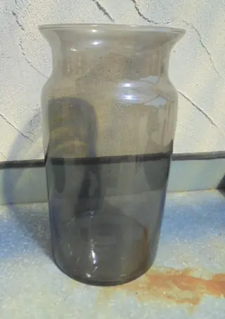 VAAS GLAS MELKBUS SMOKEY 29 CM DIA 16 CM NIEUW