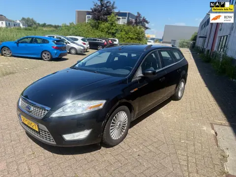 Ford Mondeo Wagon 2.0-16V Titanium