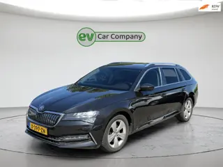 Skoda Superb Combi 1.4 TSI iV Business Edition Plus | Camera | CarPlay | Trekhaak | Parkeersensoren 