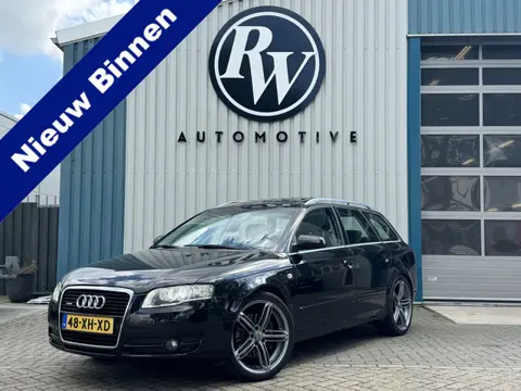 Audi A4 Avant 3.2 V6 quattro Advance Xenon / Opendak / 19'' / Leder / #Youngtimer / NL Auto / N.A.P.