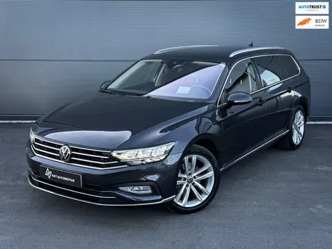 Volkswagen Passat Variant 1.5 TSI Business, Pilot assist, ACC, HUD, Stoelverwarming