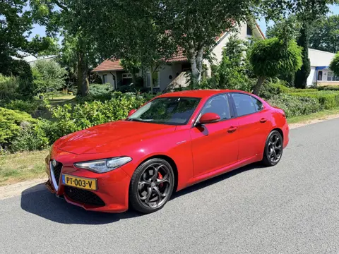 Alfa Romeo Giulia 2.0T Q2 Veloce 310PK Automaat•Leder•Navi