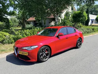 Alfa Romeo Giulia 2.0T Q2 Veloce 310PK Automaat•Leder•Navi