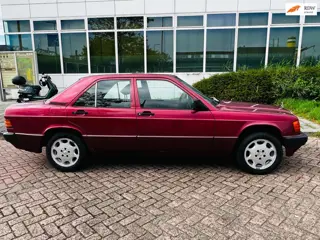 Mercedes-Benz 190-serie 2.0 D