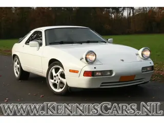 Porsche 1988 928 S4 Coupe Coupe