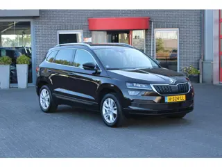 Skoda Karoq 1.0 TSI Bus. Ed. Trekhaak/Adaptive/Camera/Led/Canton