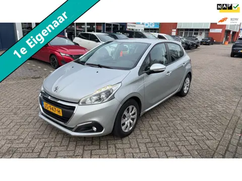 Peugeot 208 1.2i 5-deurs 1e eig. 68.000km Airco Carplay Cruise Navi PDC