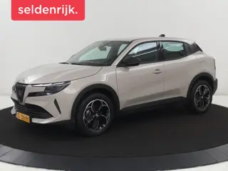 Alfa Romeo Junior Elettrica 54 kWh | SOH 97,3% | Adaptive cruise |  Carplay | Full LED | Parkeerhulp