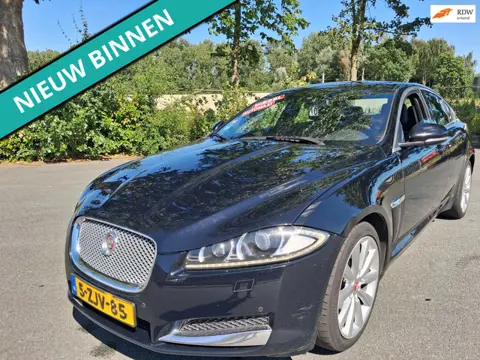 Jaguar XF 2.2D NETTE AUTO RIJDT EN SCHAKELT GOED