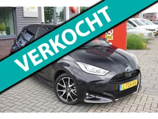 Toyota Yaris 1.5 Hybrid Executive / HUD / JBL Audio / Camera / Carplay / ACC / Stoelverwarming