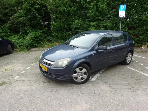 Opel Astra 1.6 Edition AUTOMAAT