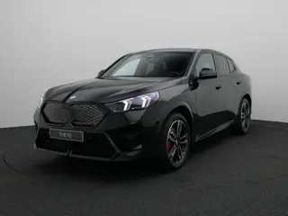 BMW iX2 eDrive20 M Sportpakket Pro | M Sport Edition | Premium Pack | Stuurwielrand Verwarmd | Sport