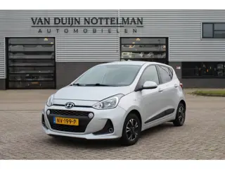 Hyundai i10 1.0i Go! / Carplay / LMV 13" / Cruise / N.A.P.