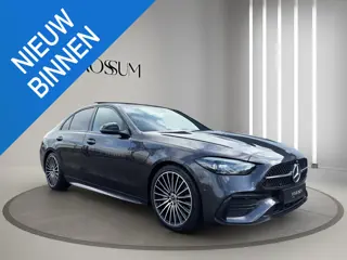 Mercedes-Benz C-klasse 180 AMG Line | 19"| Panoramadak | Camera | Keyless | Led | Sfeer |