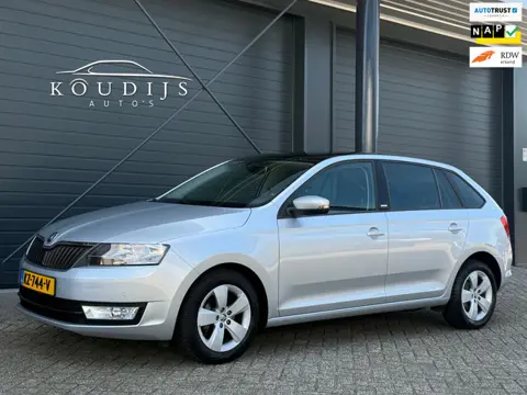 Skoda Rapid Spaceback 1.2 TSI Greentech JOY, Panodak, Stoelverwarming, Climate, Cruise