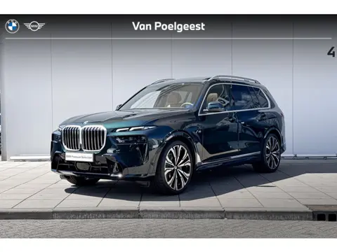 BMW X7 xDrive40i M-Sport / 23 inch / Trekhaak / Driving Assistant Prof / Stoelverwarming op alle sto