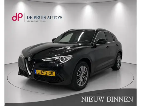 Alfa Romeo Stelvio 2.0 T AWD Super Q4 PackVeloce Trekhaak Camera Navigatie Volleer El.verst+Memo 18i