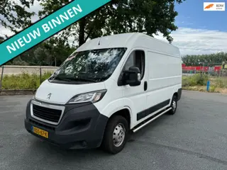 Peugeot Boxer 330 2.2 BlueHDi 140 L2H2 Premium NETTE BUS RIJDT EN SCHAKELT GOED